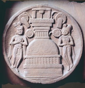 Medallion mit Verehrern, Relief aus der Stupa von Bharhut, buddhistisches Denkmal, Madhya Pradesh, Indien, indische Zivilisation, 2. Jahrhundert v. Chr. von Nicolas d