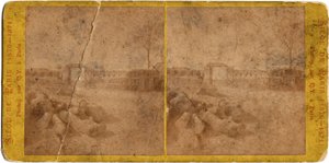 Belagerung von Paris (1871): Blick auf die Stadt während der Belagerung durch die Preußen zwischen dem 20.09.1870 und dem 28.01.1871. Fotografie von Q.V.. Druck auf Karton Maße 17x6,9 cm