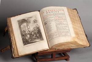 Pfarrmuseum. Missale auf Latein. Gravuren von Joachim Ballester. Papier und Leder. 18. Jahrhundert.