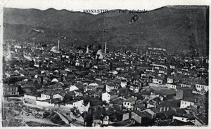 Serbien, Monastir: Gesamtansicht der Stadt, Monastir wird jetzt Bitola genannt und liegt in Mazedonien - Postkarte 1914-1918 von William M. Timlin