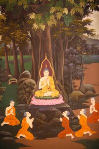 Der Buddha predigte seine erste Predigt an die fünf Mönche, Wandfresko, Wat Botum Tempel, Phnom Penh, 2022 (Foto) von Unbekannter Künstler