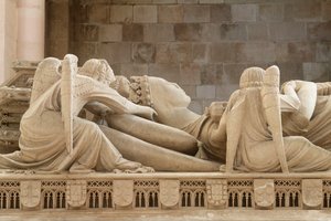 Grab von Ines de Castro (1320-1355), Kloster Alcobaça, Portugal von Benjamin Baud