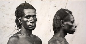Zwei Männer, Papua-Neuguinea von Unbekannt