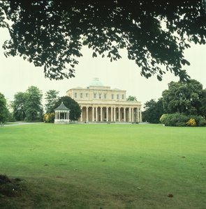 Ansicht des Äußeren, gebaut 1825-30 von Unbekannt