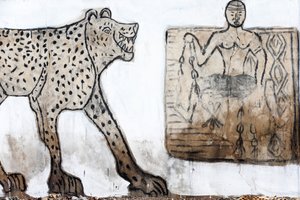 Voodoo-Wandmalerei auf dem Akodessewa-Fetischmarkt, Lome, Togo