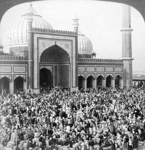 Fastentag in der Jumma Musjid, Delhi, Indien, 1903 von Underwood and Underwood