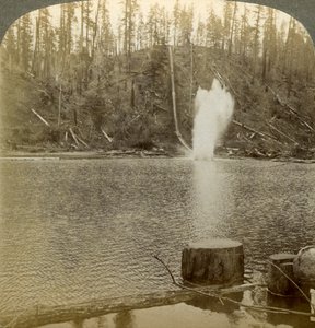 Wasserrutsche, Oregon, USA von Underwood and Underwood