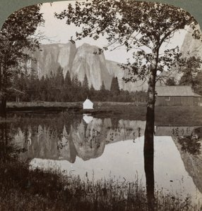 Spiegelansicht der Cathedral Rocks, Yosemite Valley, Kalifornien, USA, 1902