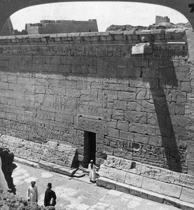 Szenen von Schlacht und Jagd, in eine Wand in Medinet Habu, Theben, Ägypten, geschnitzt, 1905