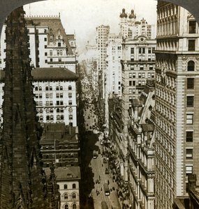 Trinity Church und Broadway, New York, USA von Underwood and Underwood