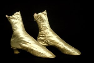 1810 Damenstiefeletten mit Absatz Museo del Castello, Mailand von Unknown artist