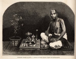 Brahmane kniet vor dem Opferaltar und betet. Gravur zur Illustration der Reise in die südlichen Provinzen Indiens, von Alfred Grandidier, 1862-1864, veröffentlicht in „Le Tour du Monde“, herausgegeben von Edouard Charton, Hachette, Paris 1869