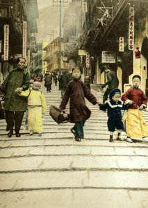 Kinder in der Pottinger Street in Hongkong im Jahr 1890. China