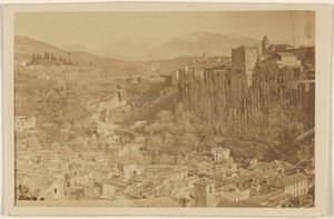 [Panoramablick auf die Alhambra, Granada, Spanien]