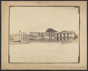 [Ruinen des Schlosses von Saint-Cloud]