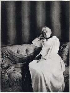 Porträt von Berthe Morisot, ca. 1893 (s/w Foto) von Unknown photographer