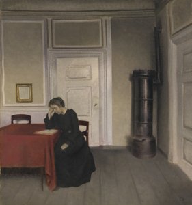 Innenraum mit lesender Frau