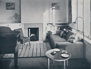 Elsa Booth - Wohnzimmer, das für einen großen Flügel geplant war, 1939 von W. Dennis Moss