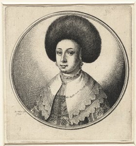 Frau mit Spitzenkragen, Ohrringen und Pelzmütze