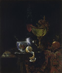 Stillleben mit Nautilus-Pokal