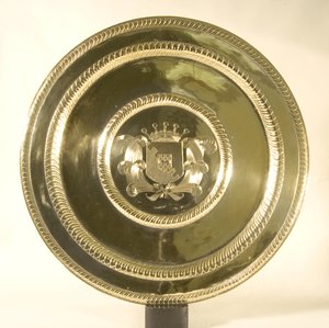 Charles II. Salver auf Fuß