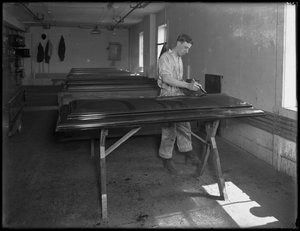Fließen der Oberseiten von Holzkisten, Oneida, New York, 3. April 1916
