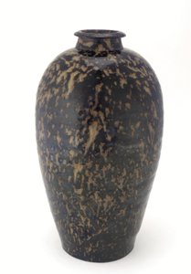 Flasche mit Schildpattglasur, Jiangxi-Provinz, 13.-14. Jahrhundert