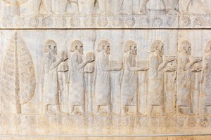 Antikes Relief der Achämeniden; Delegation der Ionier; Apadana-Palast; archäologische Stätte; antike persische Stadt Persepolis; UNESCO-Weltkulturerbe; Provinz Fars; Iran; Asien von Frederick (attr. to) Barnard