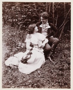 Edwardianisches Porträt, Paar im Kleid des 19. Jahrhunderts