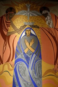 Fresko in der Kirche Saint James, Montrouge, Frankreich. Krönung der Jungfrau Maria von . .