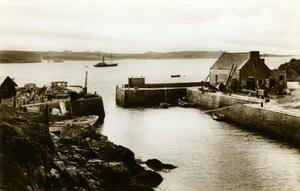 Insel Ouessant: der Hafen von Lampaul bei Flut von . .