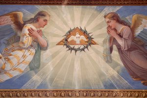 Kirche von Rumilly. Wandmalerei. Engel und Heiliger Geist. Frankreich. von . .