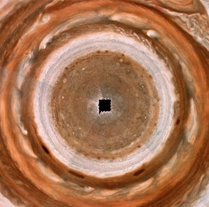 Blick über den Nordpol des Jupiter