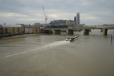 London Bridge über die Themse im Herzen Londons von Albert Mansour