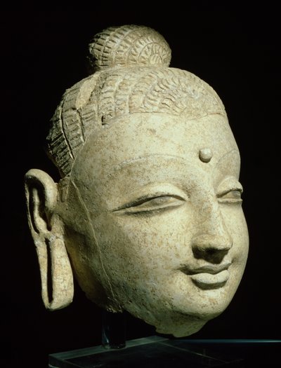 Kopf eines lächelnden Buddha, griechisch-buddhistischer Stil, aus Afghanistan, 1.-4. Jahrhundert von Afghan School