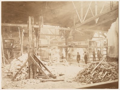 Bartholdis Werkstatt, mit Modellen der Freiheitsstatue im Hintergrund, Paris, 1883 von Albert Fernique