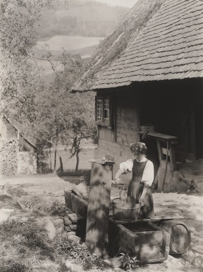 An der Pumpe, Schwarzwald von Alfred Stieglitz