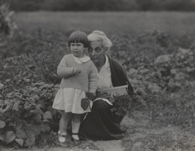 Yvonne Boursault und Katherine Herzig von Alfred Stieglitz
