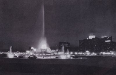 Chicago: Buckingham-Brunnen, Nachtbeleuchtung von American Photographer (after)
