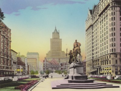 New York: Fifth Avenue und der Plaza; Heckscher-Gebäude; Gen Sherman Statue; Hotel Plaza von American Photographer (after)