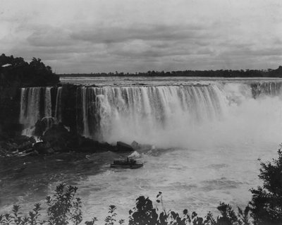 Niagara-Fälle, New York, USA von American Photographer (after)