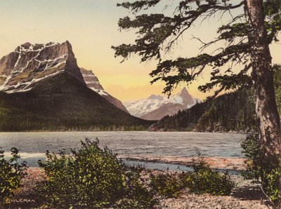 Glacier-Nationalpark: Lake St. Mary vom Baring Creek (Farbfoto) von American Photographer