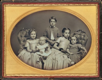 Porträt von fünf Kindern, ca. 1850 von American Photographer