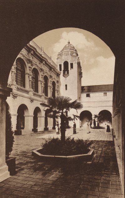 San Diego: Innenhof des Südkalifornien-Gebäudes, Panama-Kalifornien-Ausstellung (s/w Foto) von American Photographer
