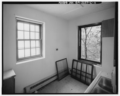 Techwood Homes, Gebäude Nr. 1, 575-579 Techwood Drive, Atlanta, Fulton County, GA von American Photographer