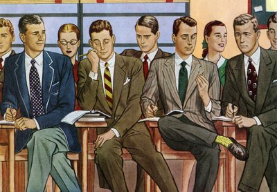 Schüler an Schreibtischen in einem College-Klassenzimmer der 1940er Jahre von American School