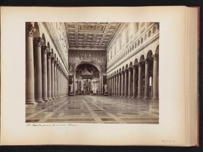 Innenraum von St. Paulus vor den Mauern in Rom, Italien von Anonymous