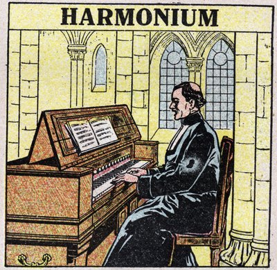 Musikinstrumente: Blasinstrumente bei der Hüfte. Harmoniumspieler in einer Kirche. Anonyme Illustration von 1925. Private Sammlung. von Anonymous Anonymous