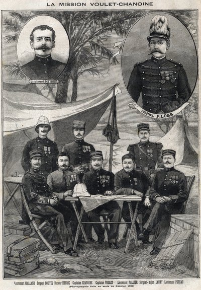 Die Voulet-Chanoine-Mission, französische Expedition zur kolonialen Eroberung des Tschad: Porträt von Leutnant Octave Meynier (1874-1961) und Oberst Arsène Klobb (1857-1899) mit unten links nach rechts: Leutnant Joalland, Sergeant Boutel, Doktor von Anonymous Anonymous