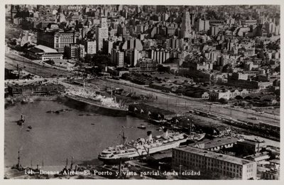 Hafen und Teilansicht der Stadt, Buenos Aires, Argentinien von Argentinian Photographer